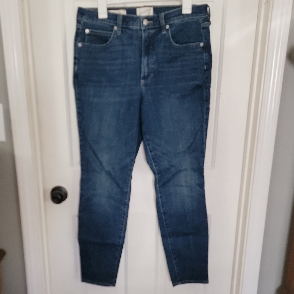 Universal Thread Dark Blue Skinny Jeans